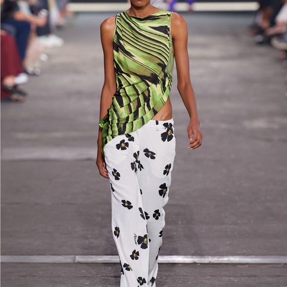 Missoni Tops - Missoni Spring 2022 Asymmetrical Lime Green and Black Top